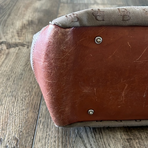 Dooney & Bourke Shoulder Bag Purse Brown Tan Logo Leather - Picture 6 of 7